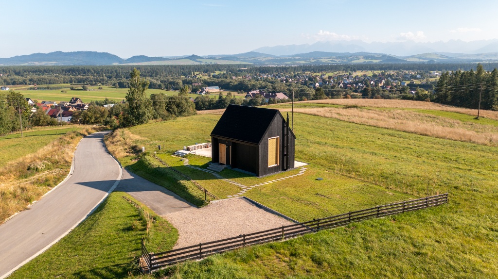 Opálené desky Shou Sugi Ban a ochrana před náročnými povětrnostními podmínkami